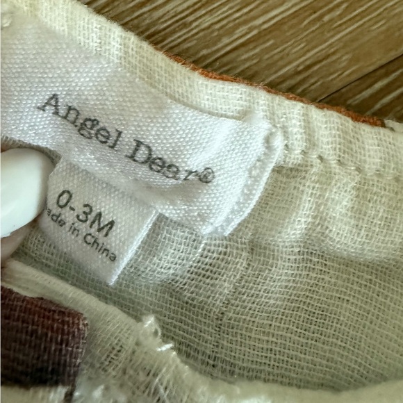 Angel dear by spearmint love cowboy boots muslin romper size 0-3 months - Picture 3 of 3